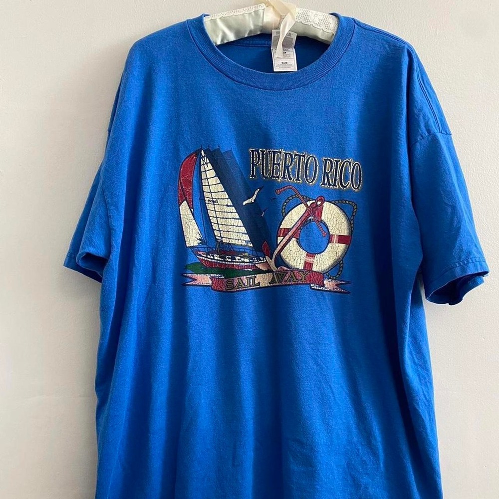 Puerto Rico vintage graphic t shirt